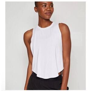 FourLaps Curve Tank White Tank Top Athletic Women's Size Medium NWT